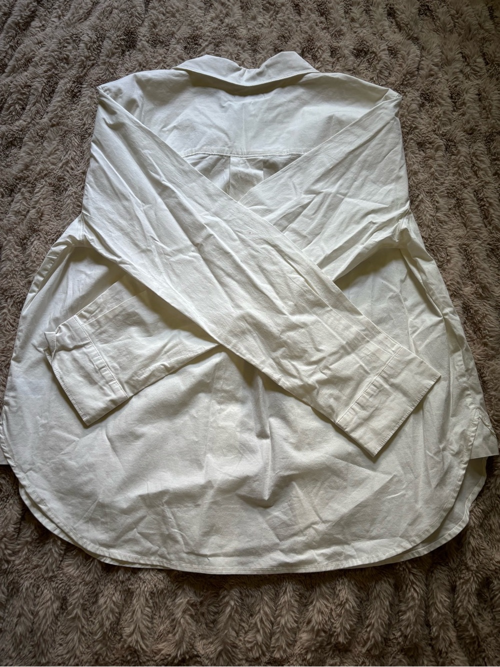 Evereve White Button-Down Shirt